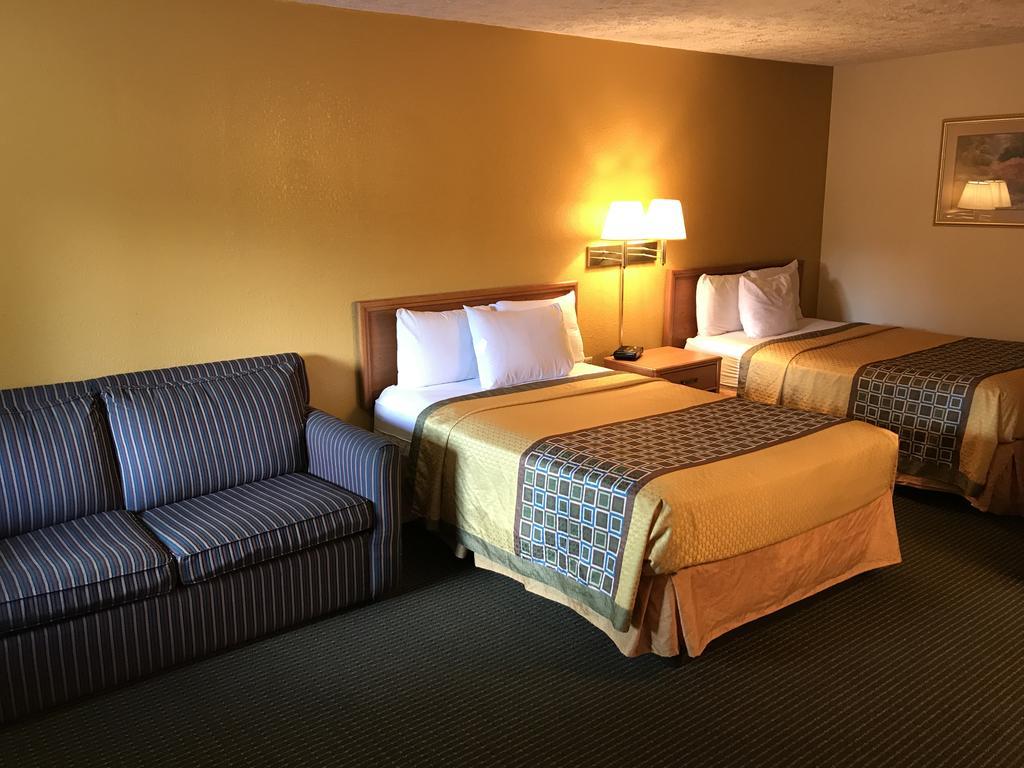 Budget Host Inn Sandusky Exterior photo